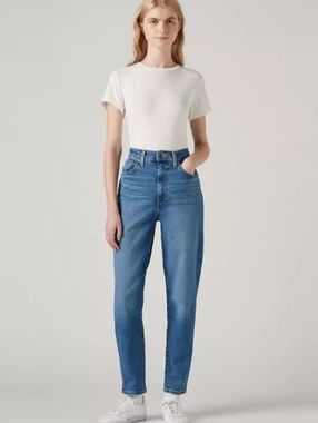 Levi's Blue High Waisted Mom Jeans